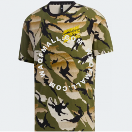 GRAPHIC ALLOVER PRINT TEE